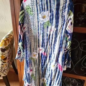 Tunic/blouse/swimsuit cover up